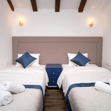 Downtown Escape - Hvar *