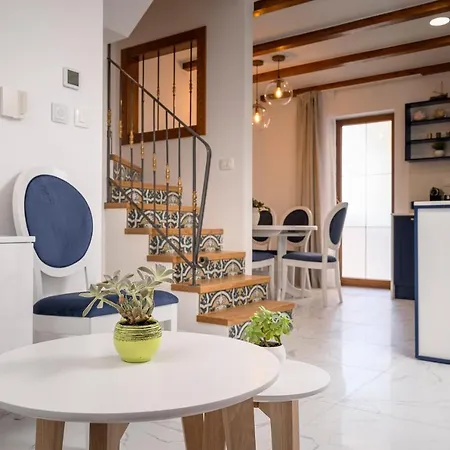 Apartment Downtown Escape - Hvar *