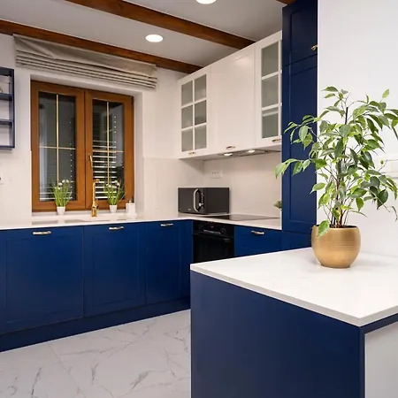 Downtown Escape - Hvar Apartment *